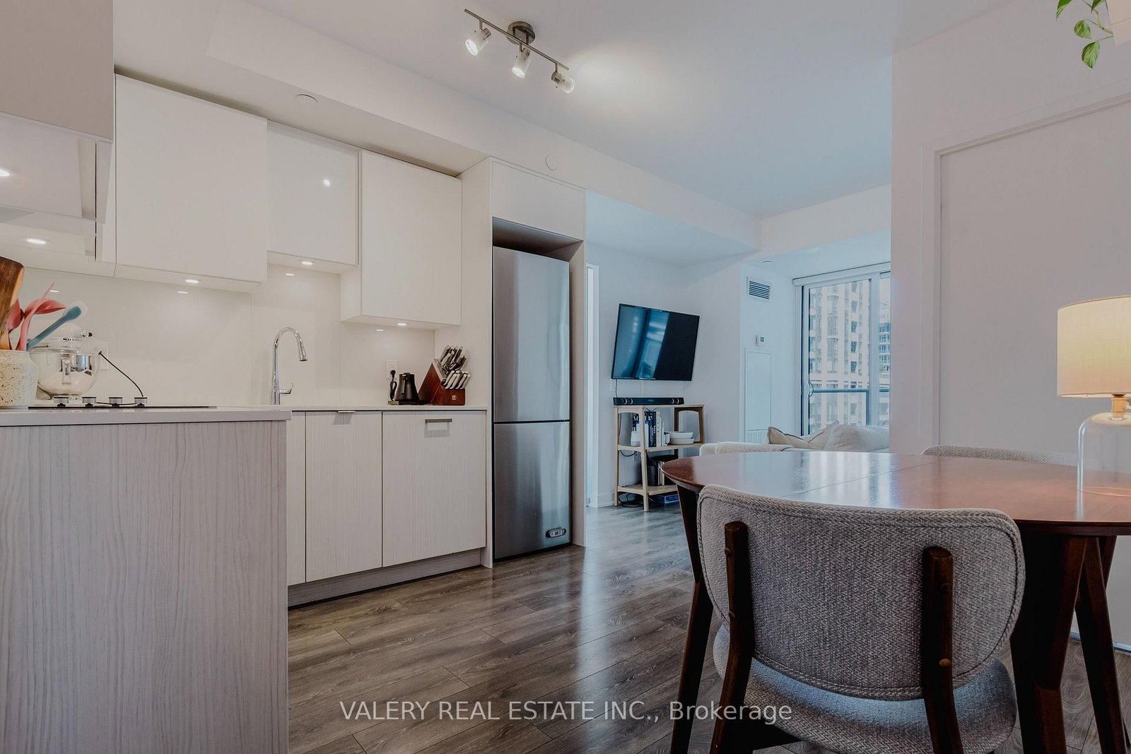 712-195 Redpath Ave, Toronto — 21