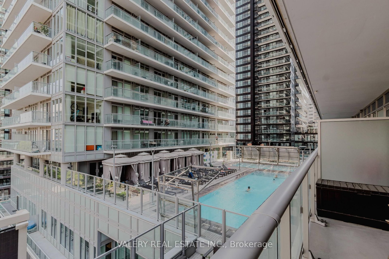 712-195 Redpath Ave, Toronto — 26