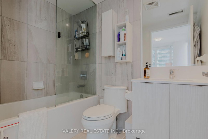 712 - 195 Redpath Ave - Photo 5