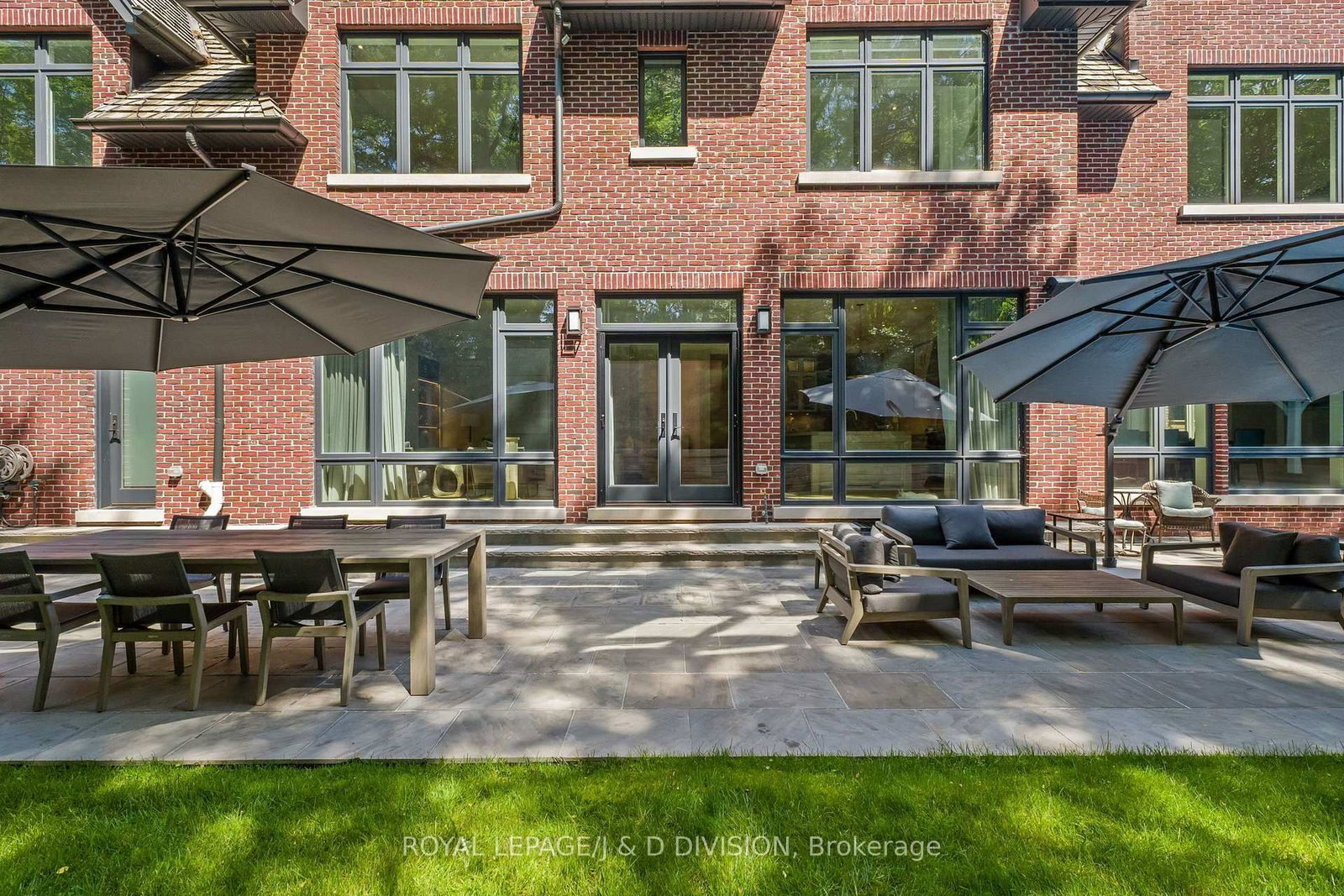 5 Pine Forest Rd, Toronto — 40