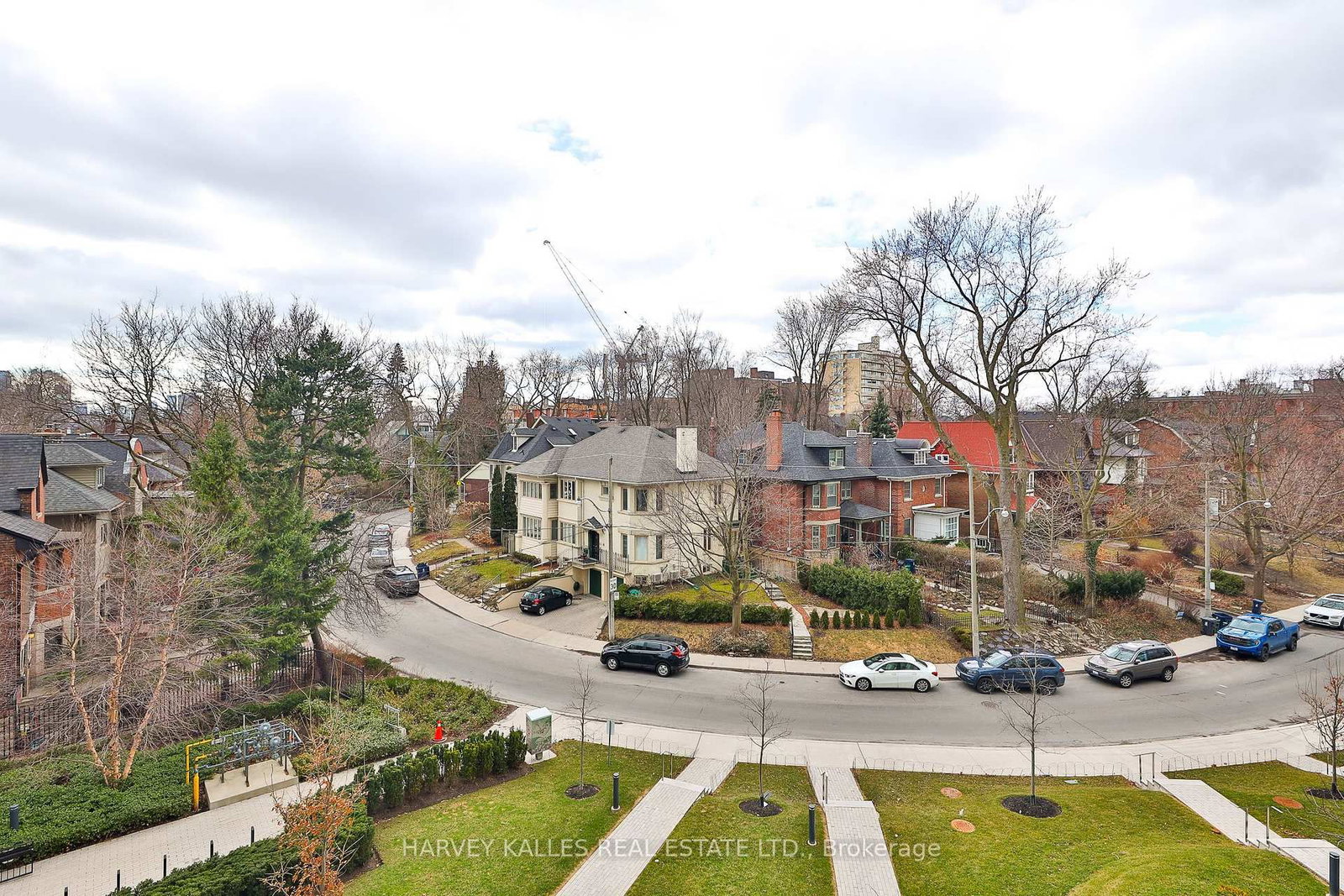 49 Foxbar Rd, Toronto — 20