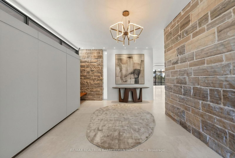 103 Old Colony Rd - Photo 2