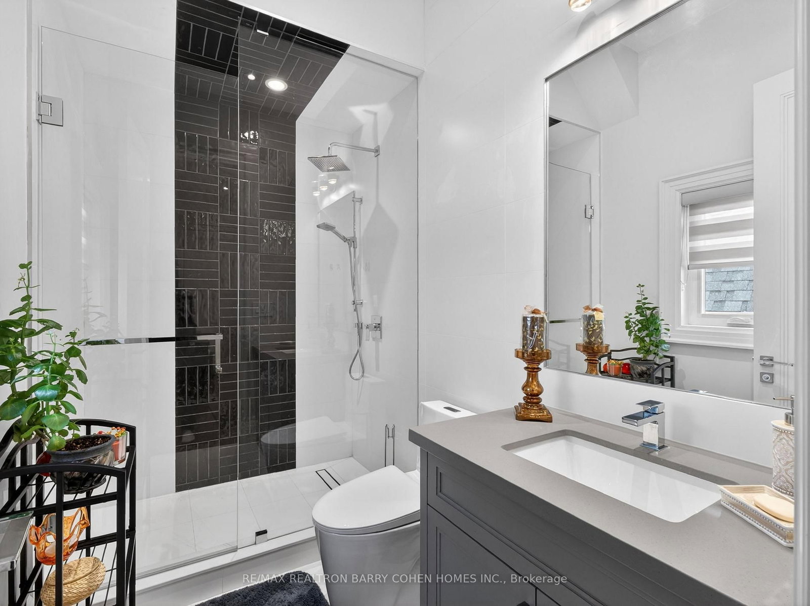 205 Northwood Dr, Toronto — 23