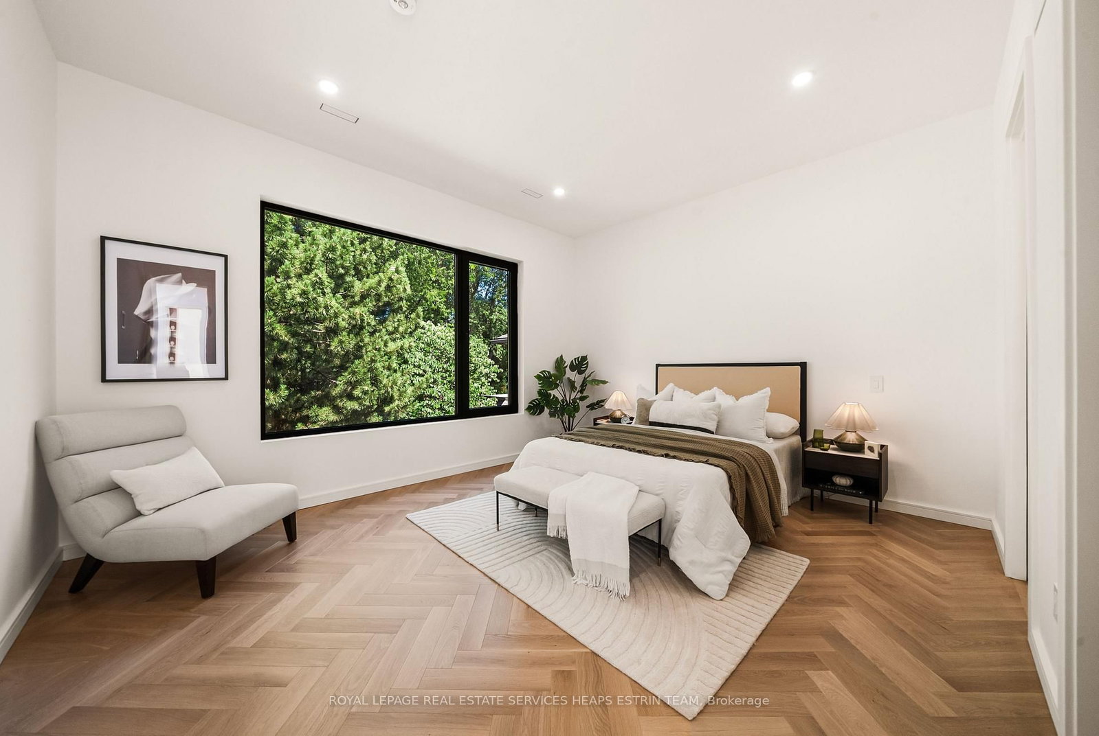 7 Lumley Ave, Toronto — 34
