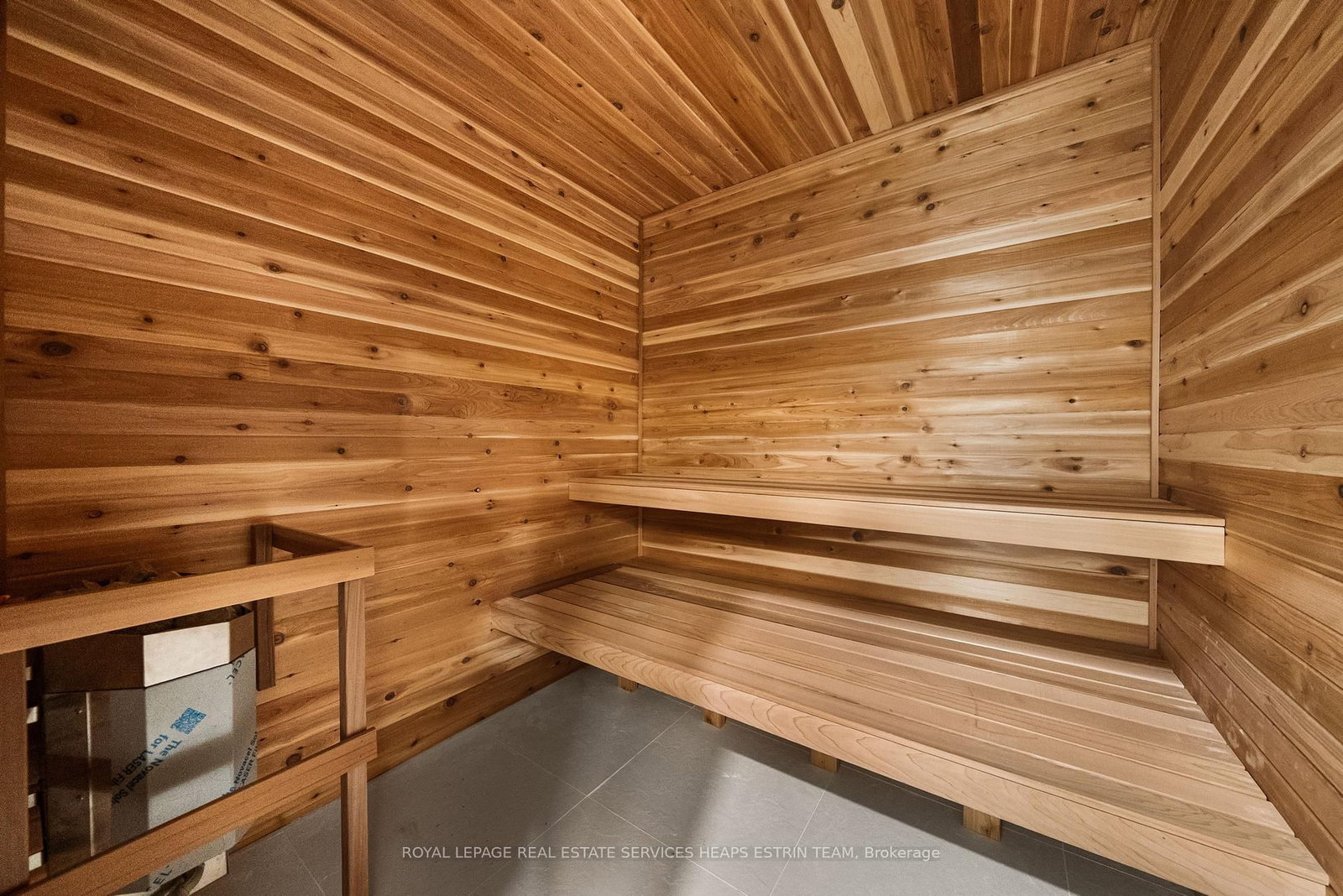 7 Lumley Ave, Toronto — 40