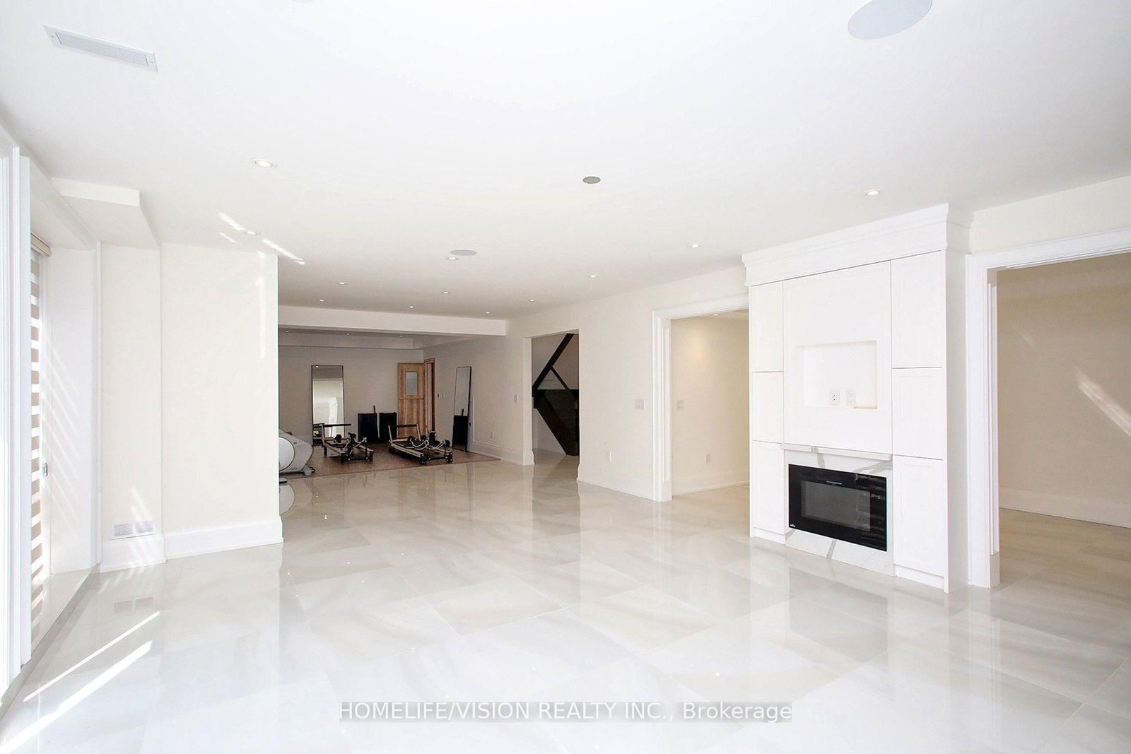 35 Longwood Dr, Toronto — 38