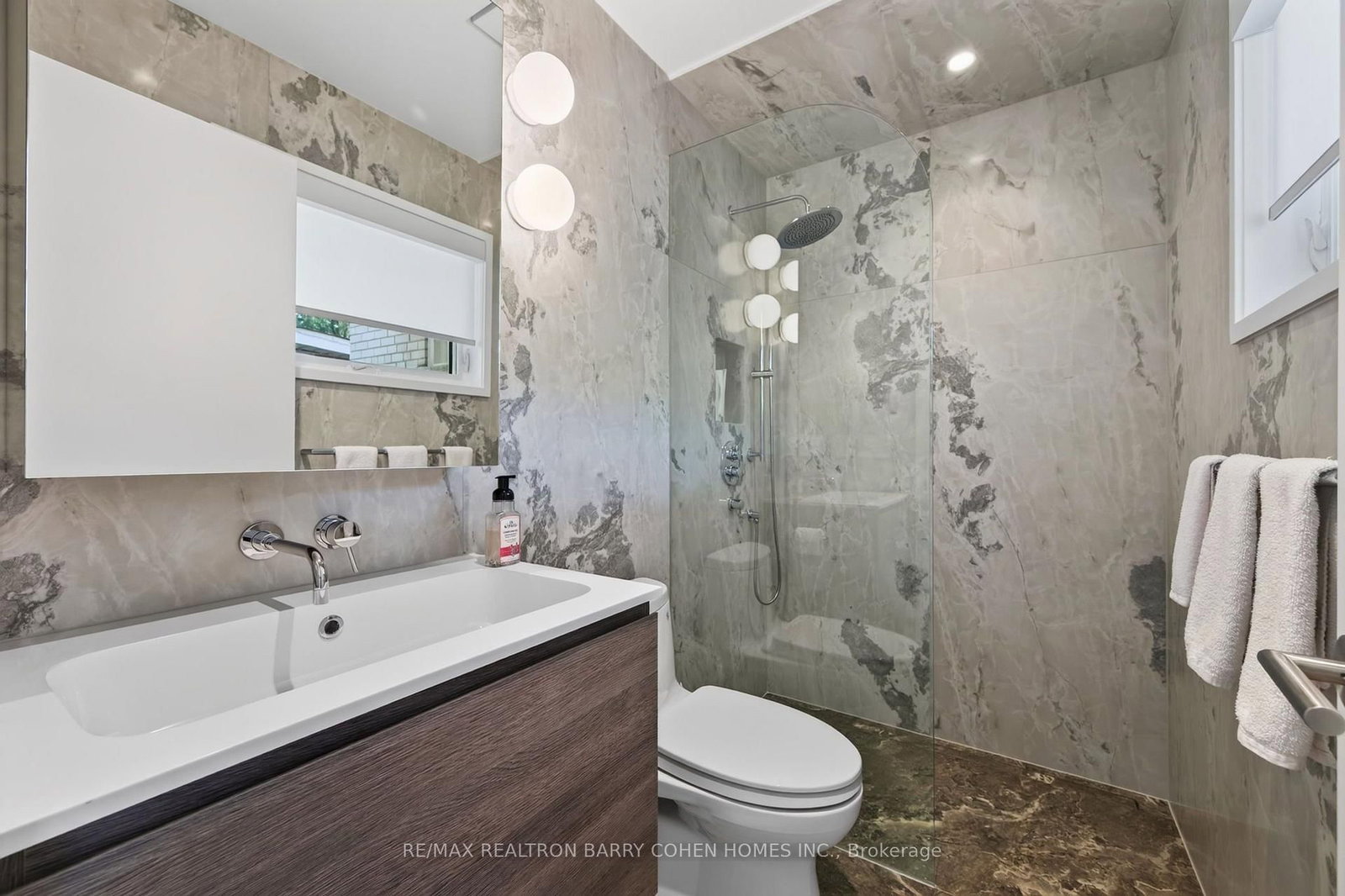 6 Denmark Cres, Toronto — 38