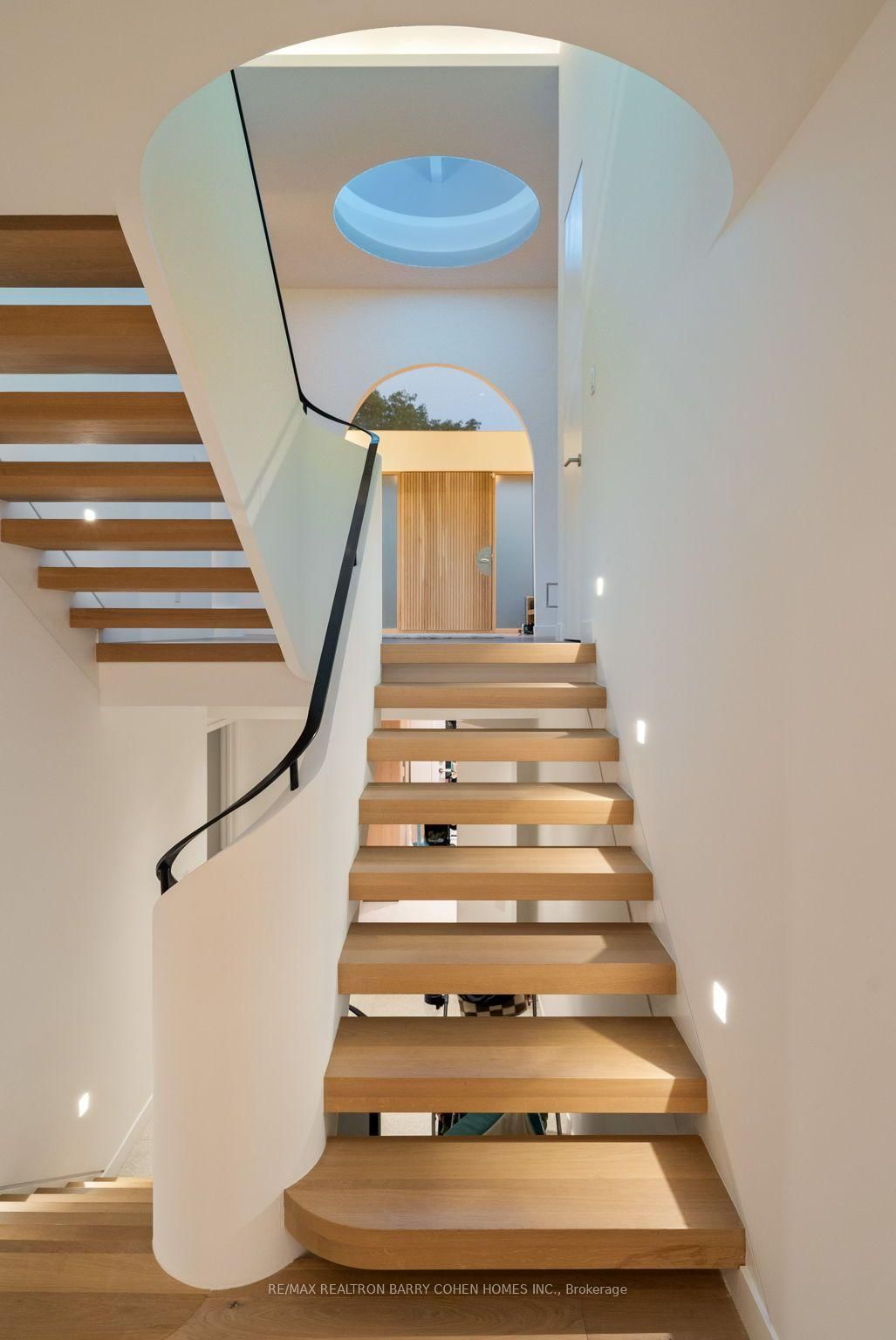 6 Denmark Cres, Toronto — 40