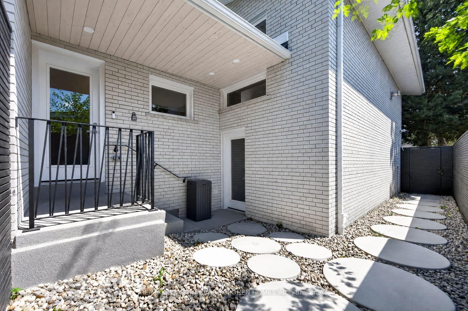 6 Denmark Cres, Toronto — 46