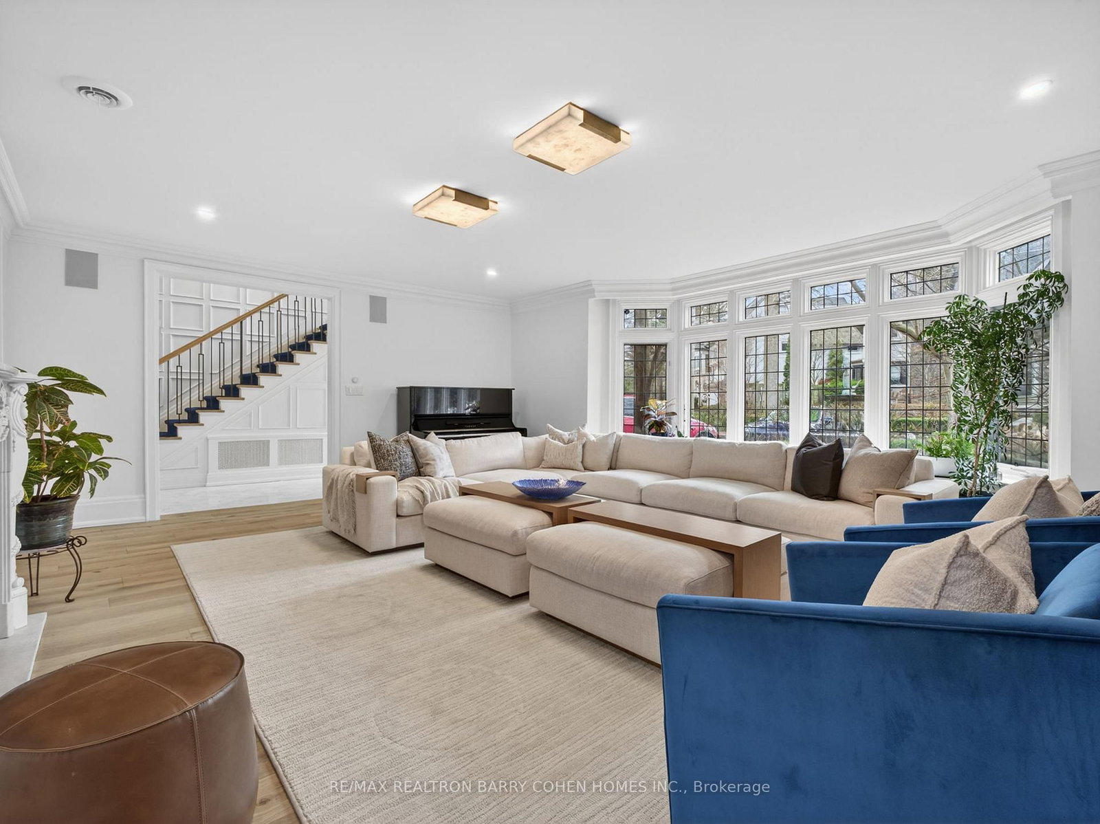 11 Ormsby Cres, Toronto — 11