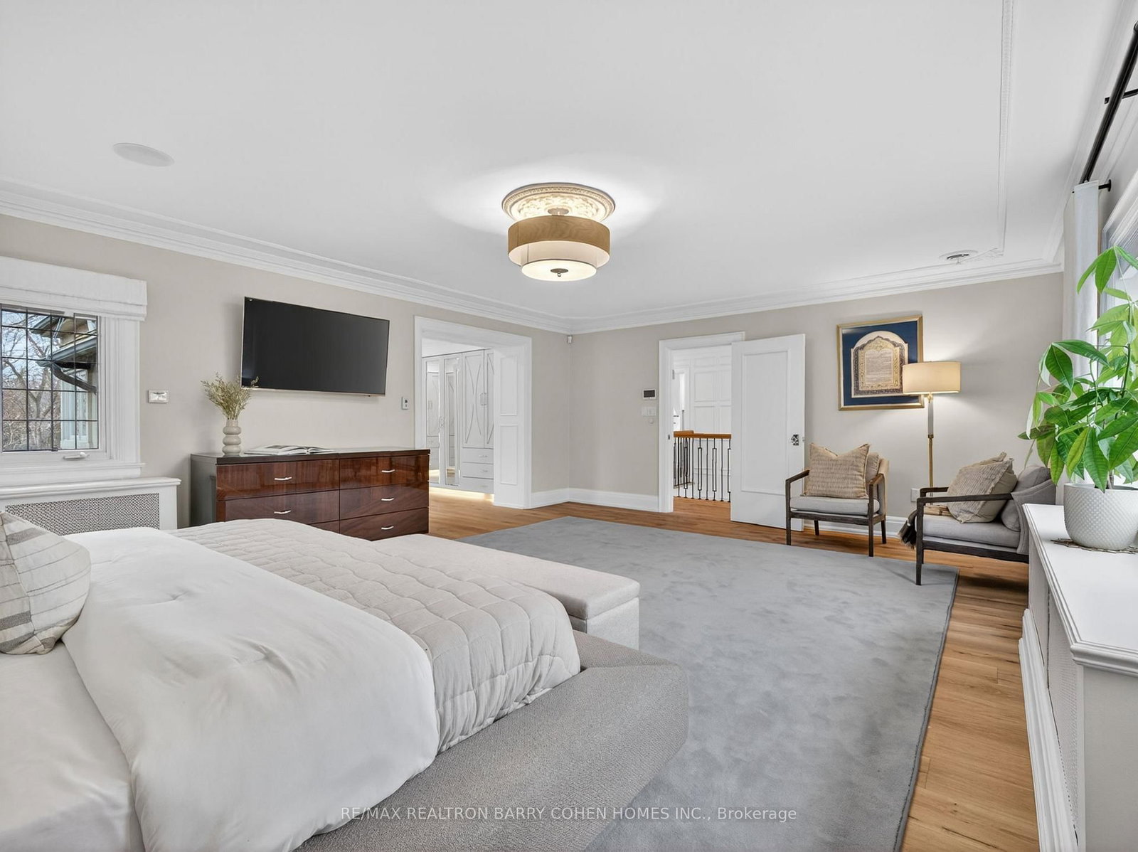 11 Ormsby Cres, Toronto — 23