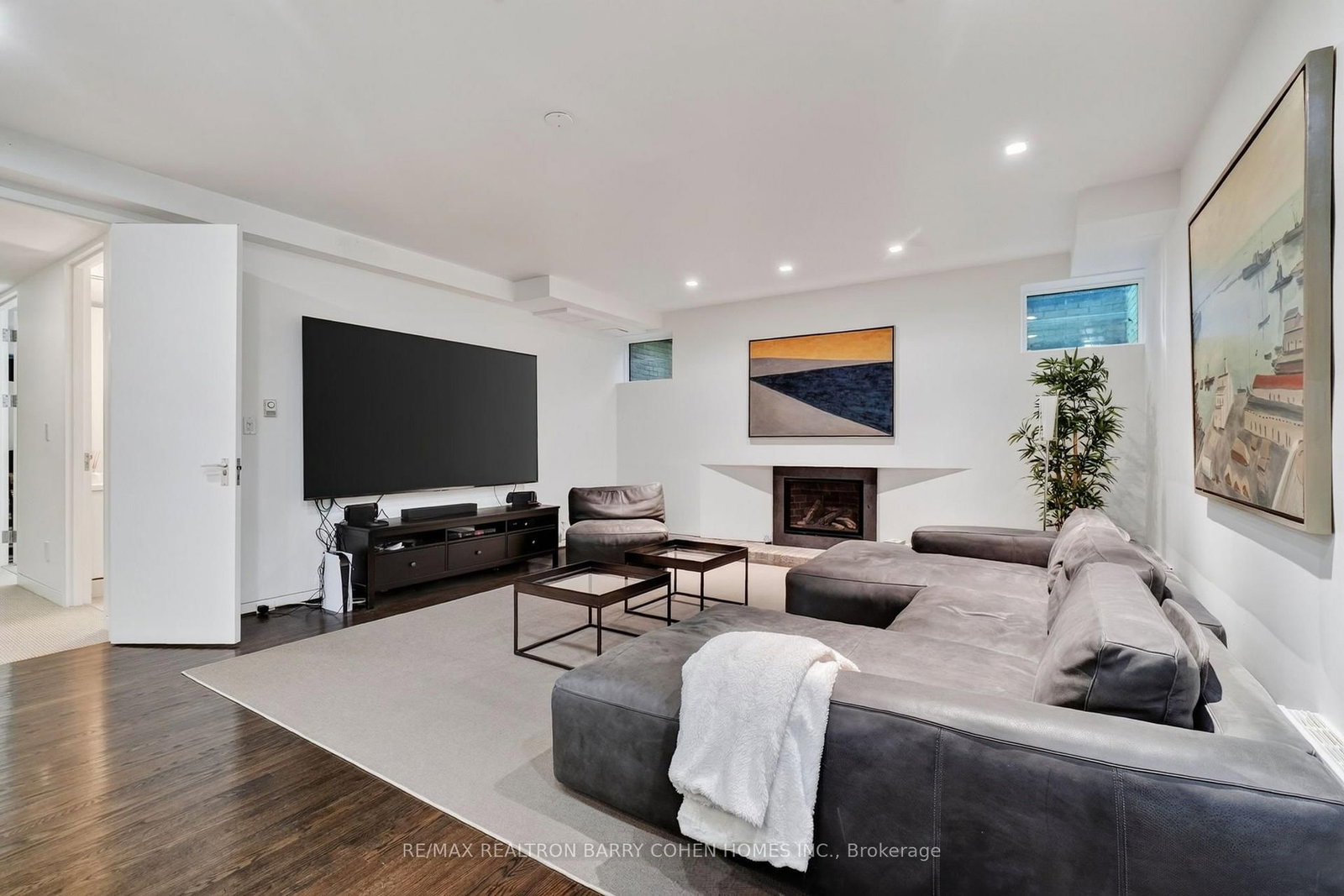 12 Tudor Gate, Toronto — 37