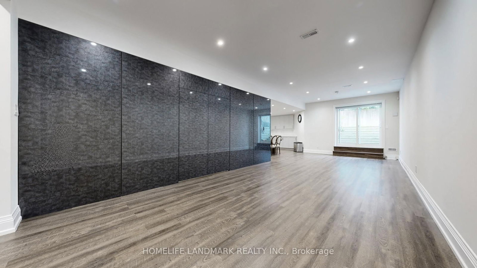 20 Blaine Dr, Toronto — 33