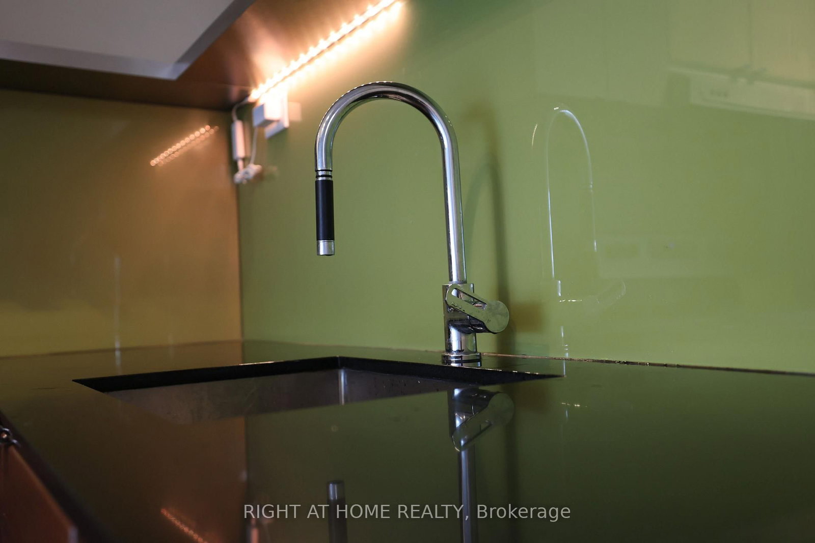 308-72 esther shiner Blvd, Toronto — 6