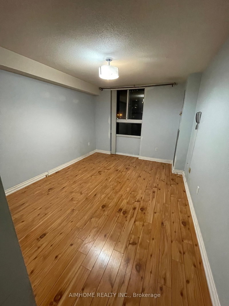 812 - 177 Linus Rd - Photo 5
