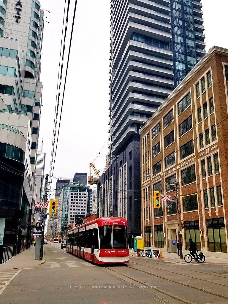 5301-125 Blue Jays Way, Toronto — 25