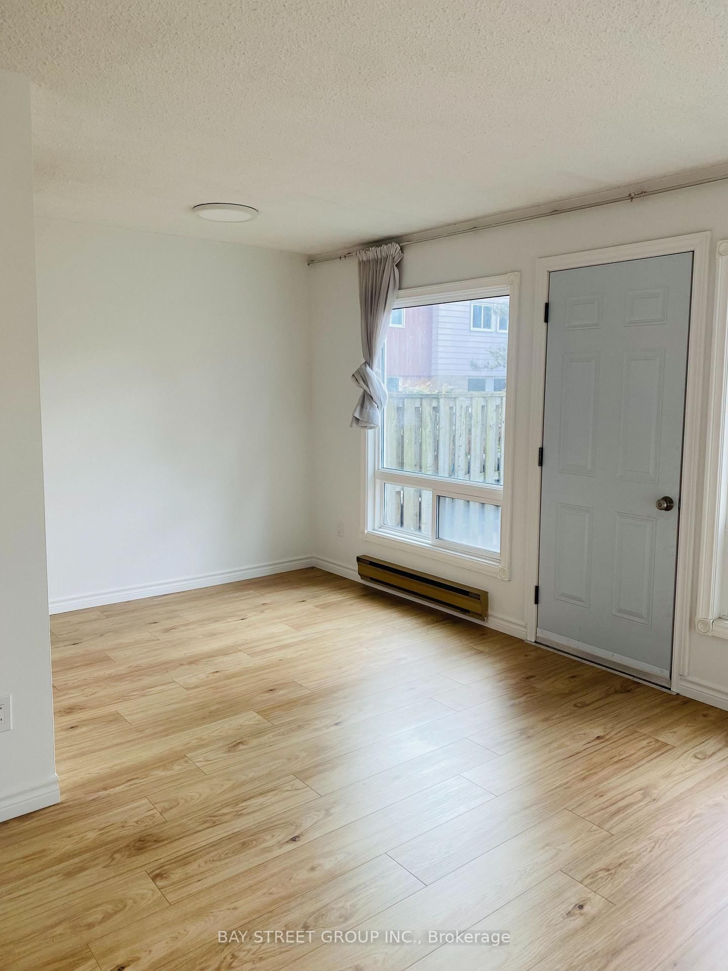 251-44 Woody Vine Way, Toronto — 4