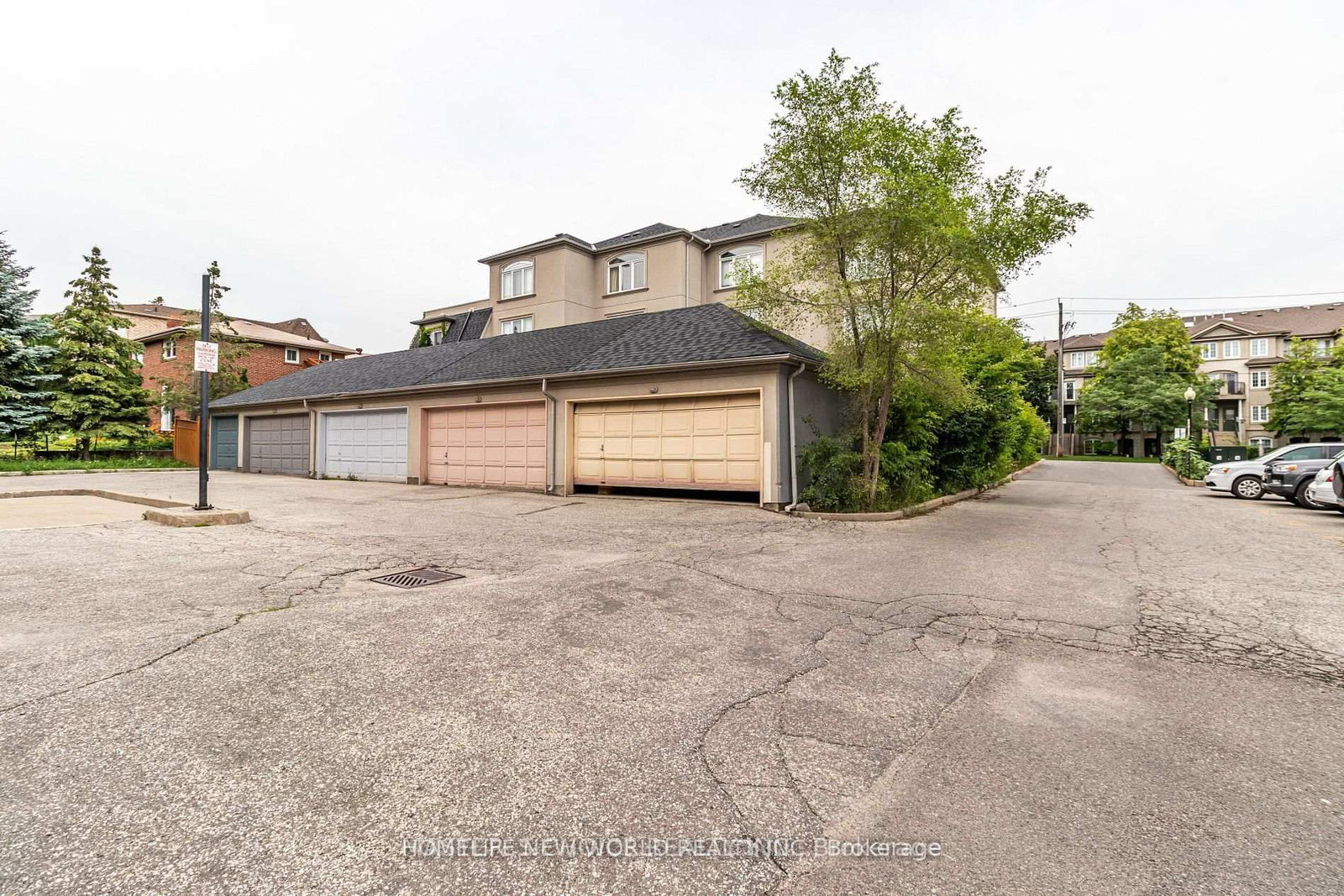 Upper-6 Altamont Rd, Toronto — 12