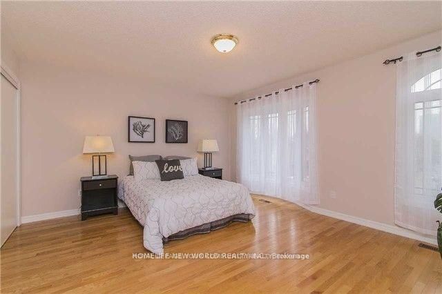 Upper-6 Altamont Rd, Toronto — 7
