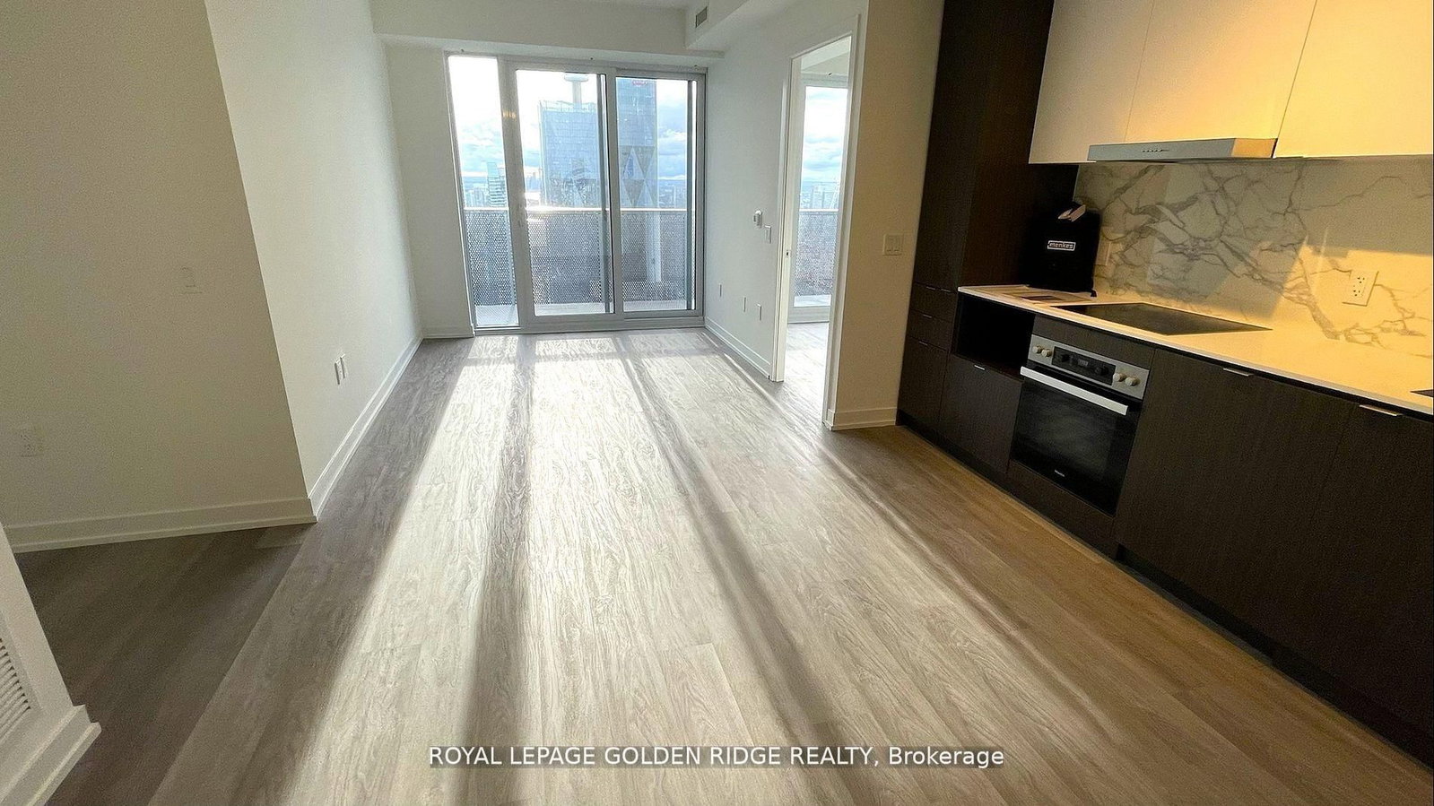 6812-55 cooper St, Toronto — 13