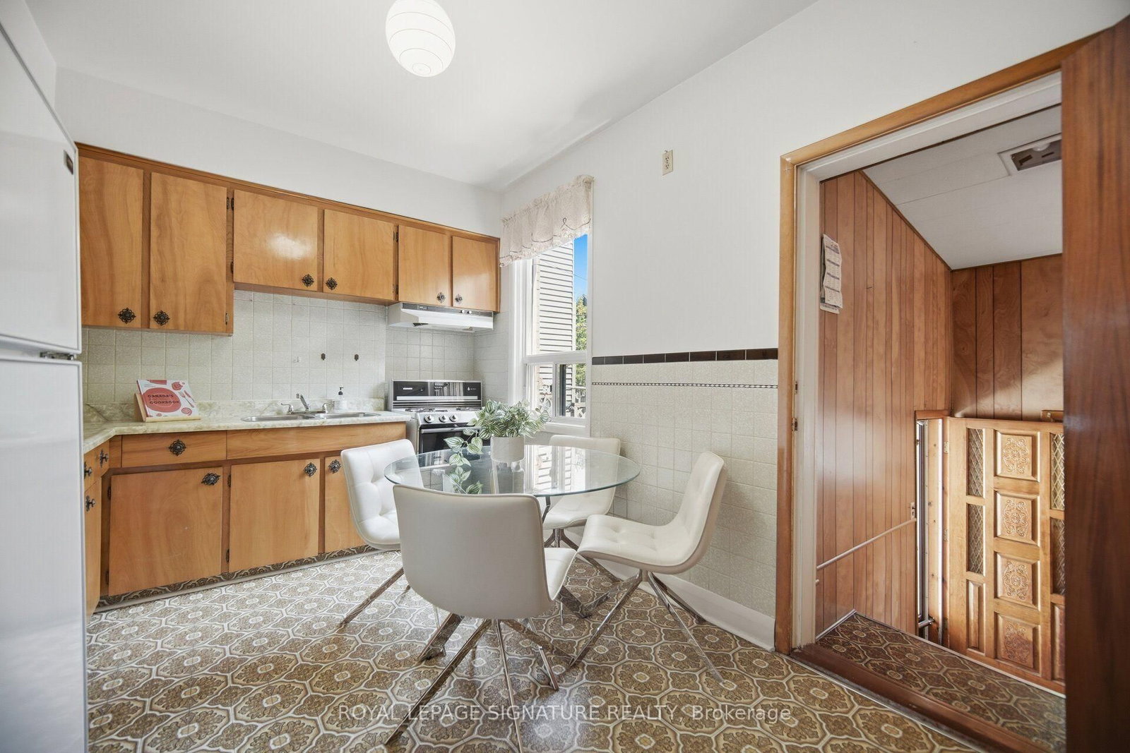 43 Marchmount Rd, Toronto — 18