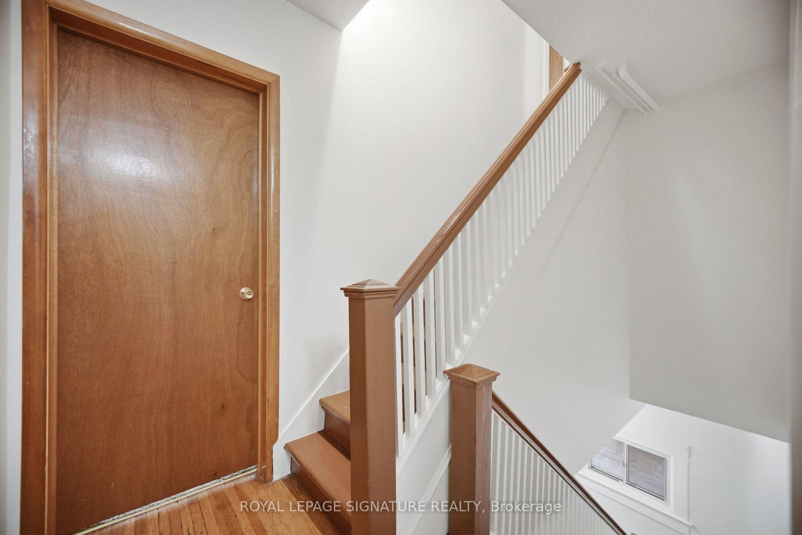 43 Marchmount Rd, Toronto — 32