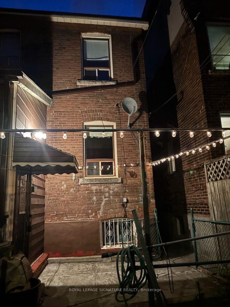 43 Marchmount Rd, Toronto — 47
