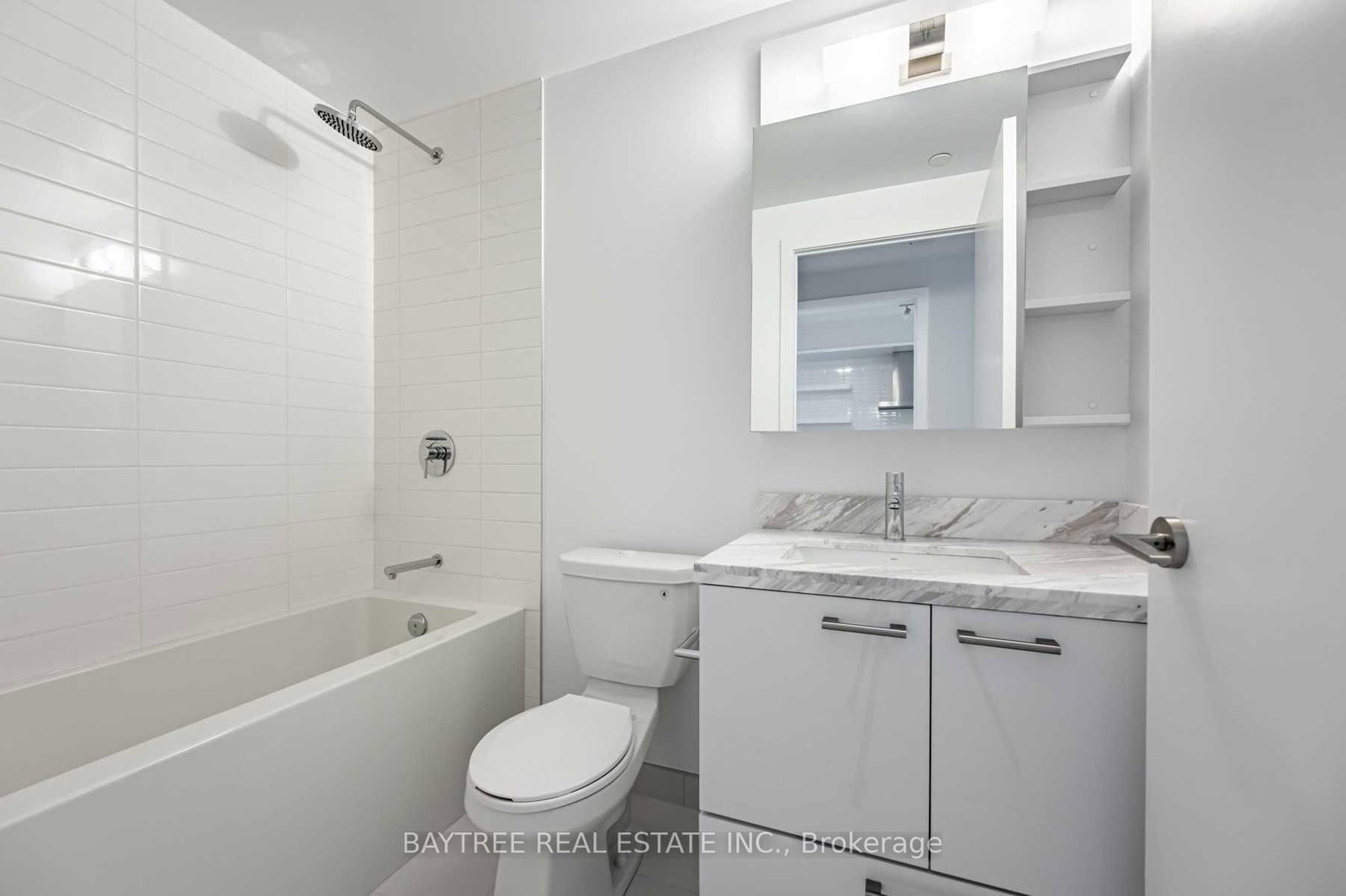 310-2221 Yonge St, Toronto — 13