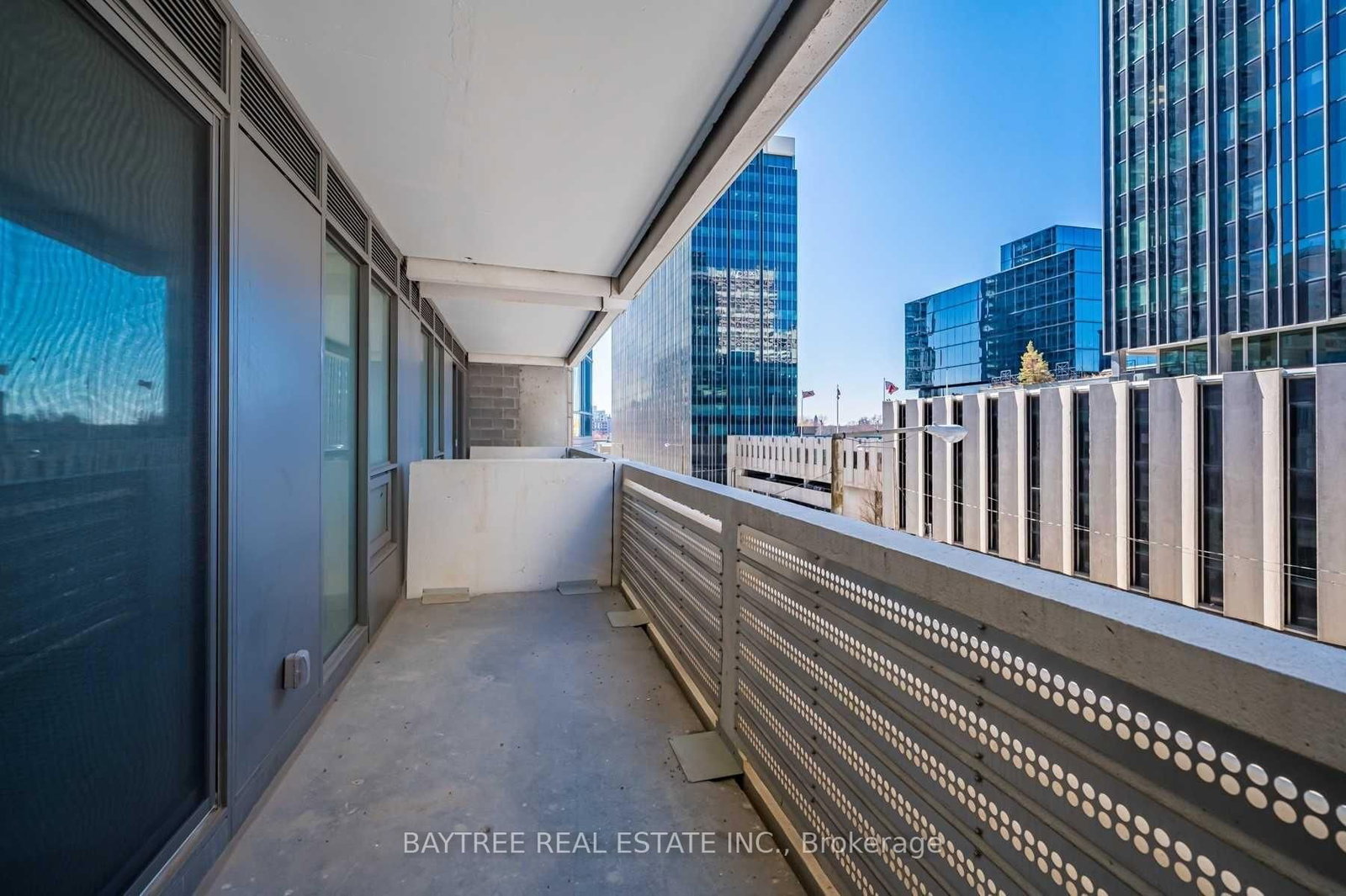310-2221 Yonge St, Toronto — 16