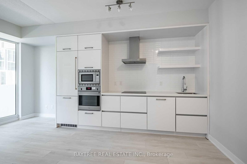 310 - 2221 Yonge St - Photo 5