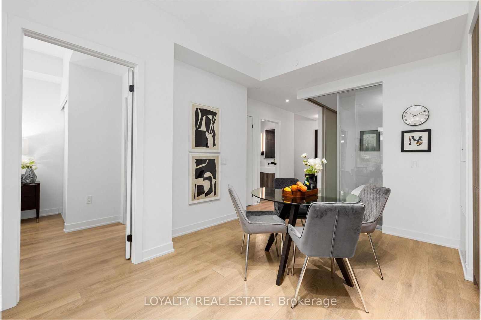 211-117 Broadway Ave, Toronto — 26