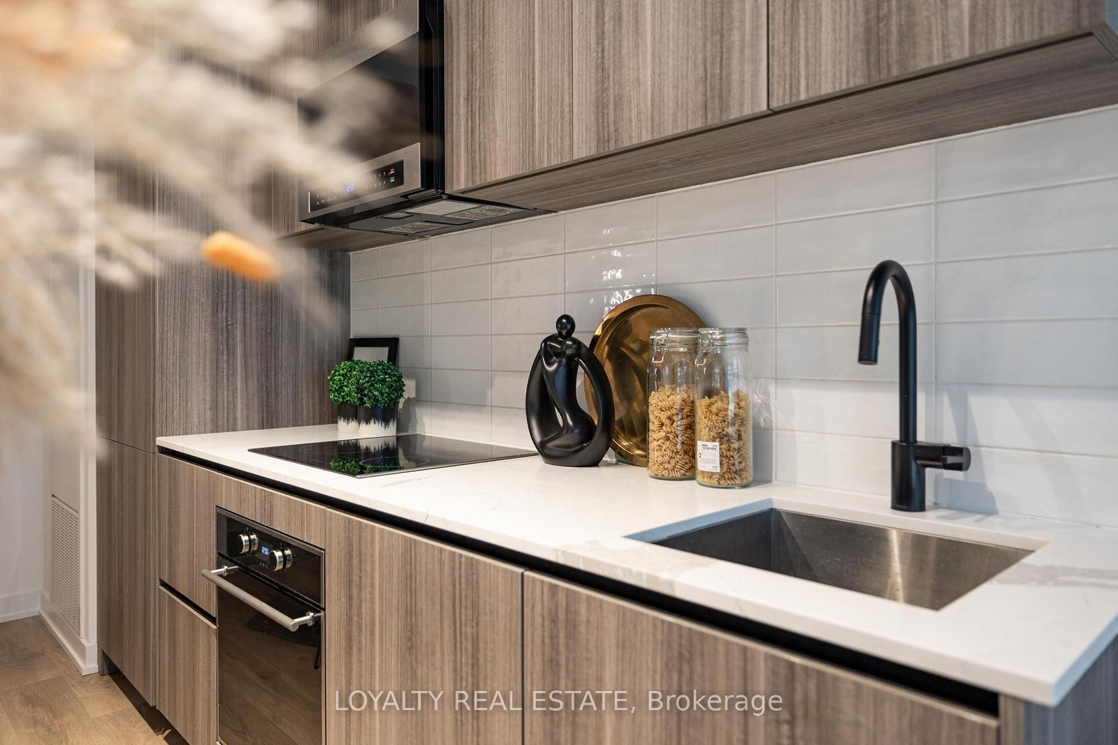 211-117 Broadway Ave, Toronto — 45