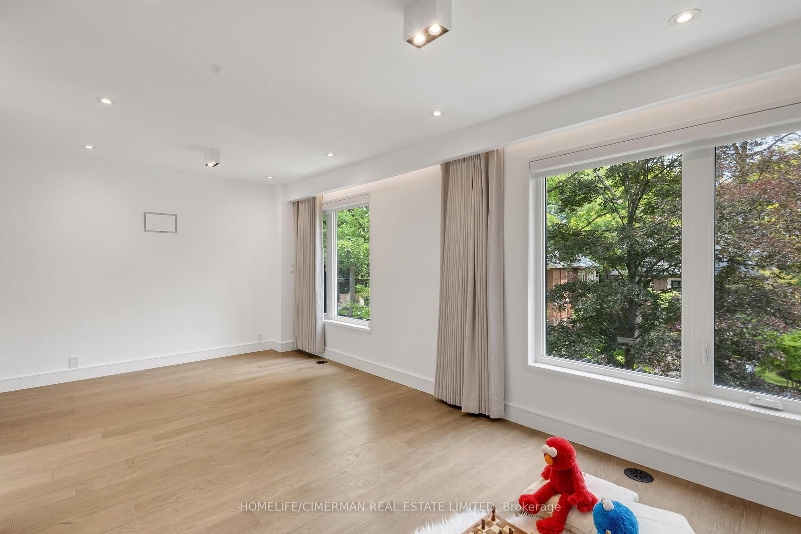 124 Lyndhurst Ave, Toronto — 28