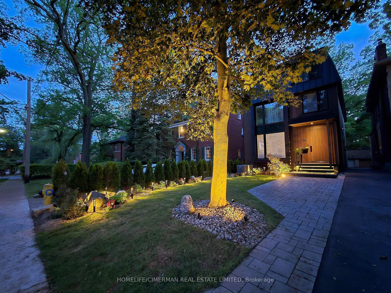 124 Lyndhurst Ave, Toronto — 50
