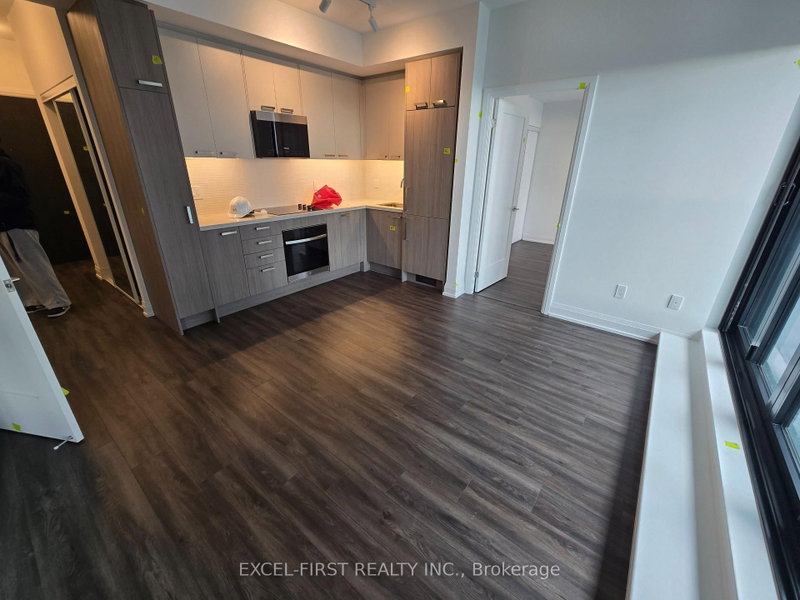 2104 - 20 Soudan Ave - Photo 2