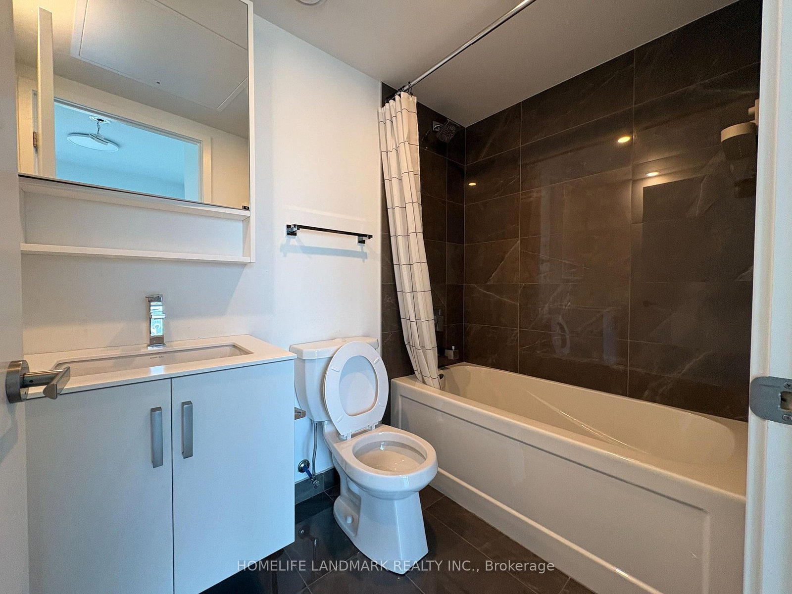 3712-88 Queen St, Toronto — 10