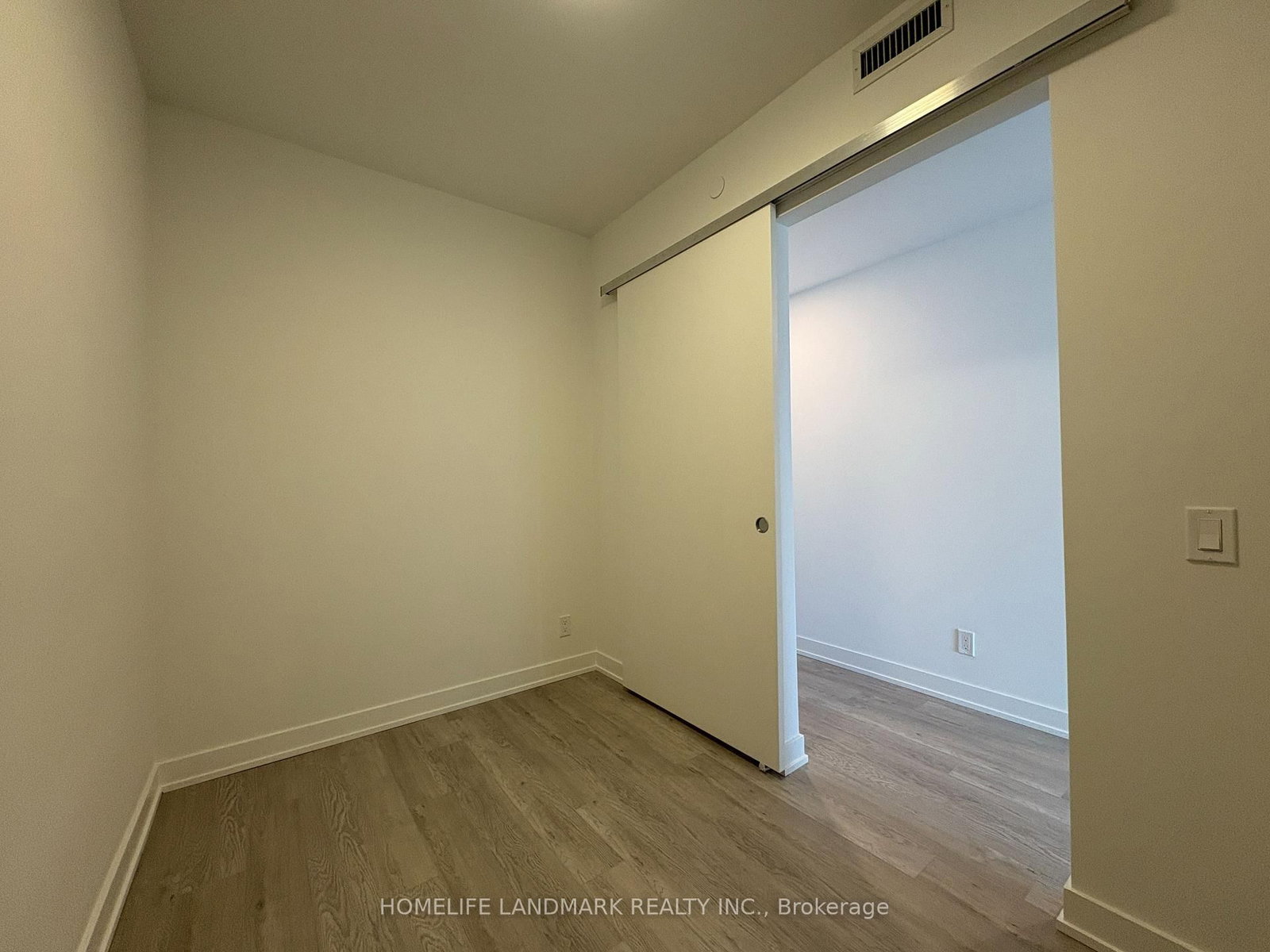 3712-88 Queen St, Toronto — 14
