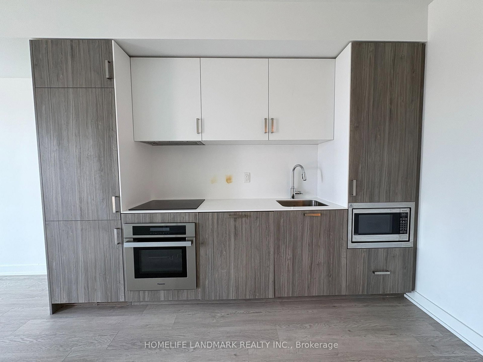 3712-88 Queen St, Toronto — 4