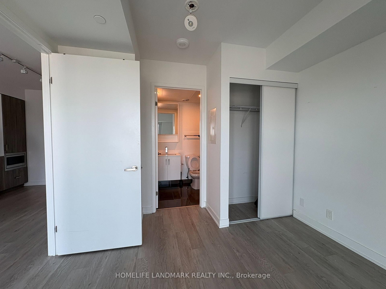 3712-88 Queen St, Toronto — 8
