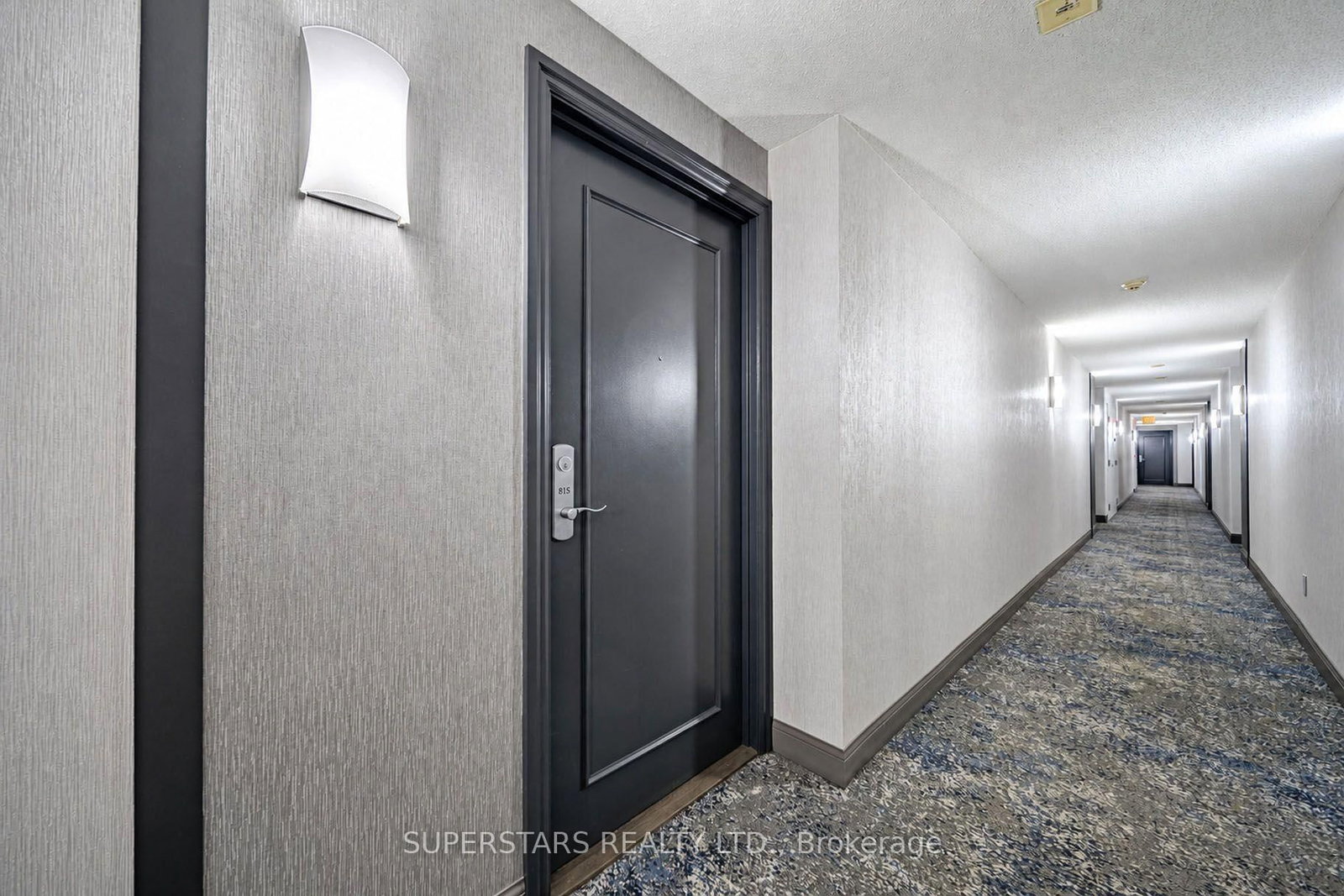 815-18 Valley Woods Rd, Toronto — 3