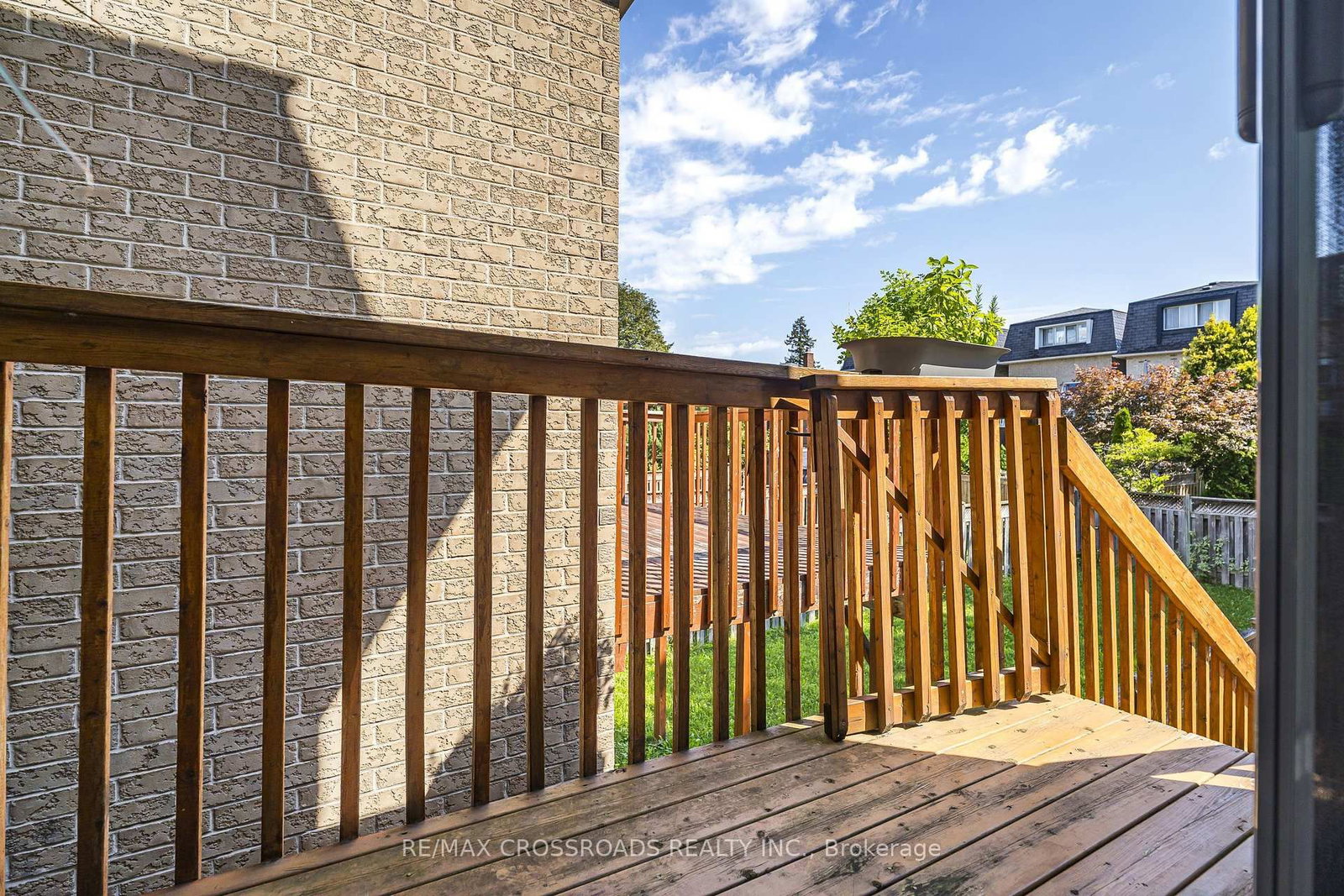 21A Brian Dr, Toronto — 22