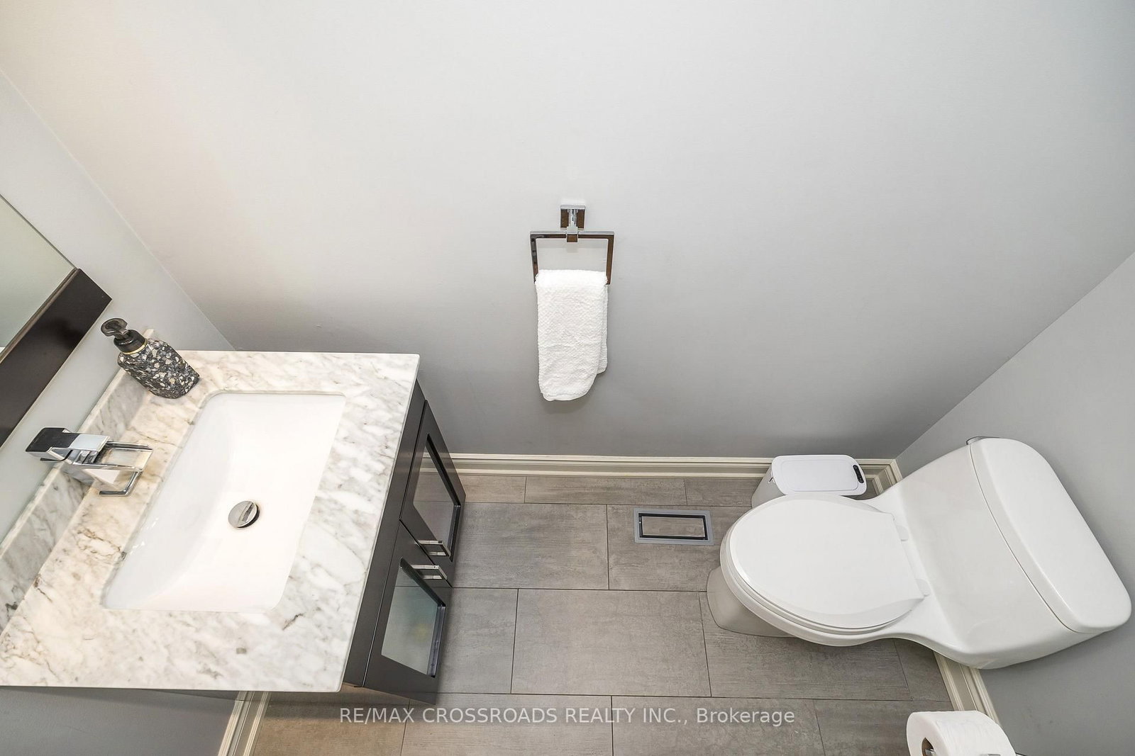 21A Brian Dr, Toronto — 8