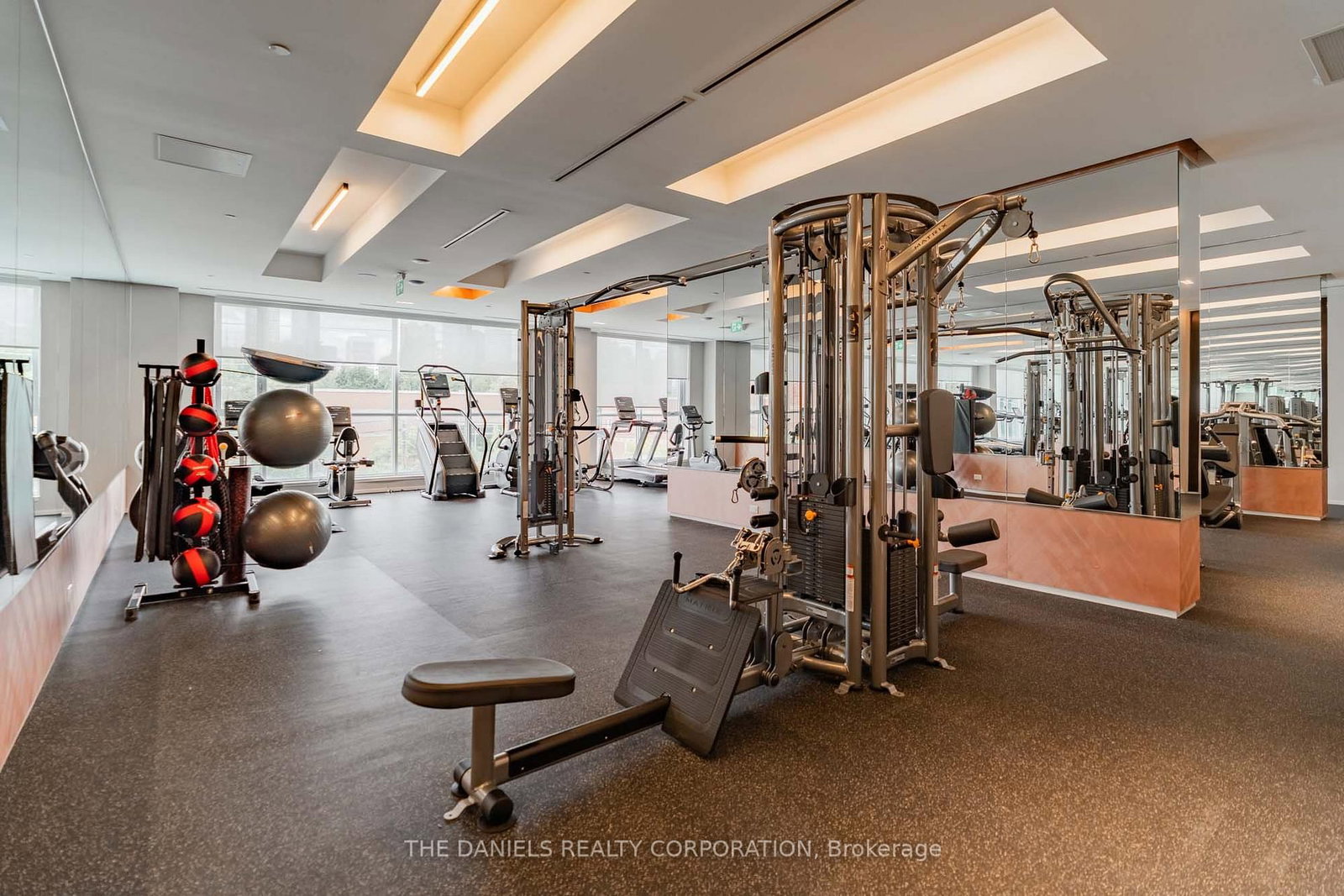 104-10 Oak St, Toronto — 31