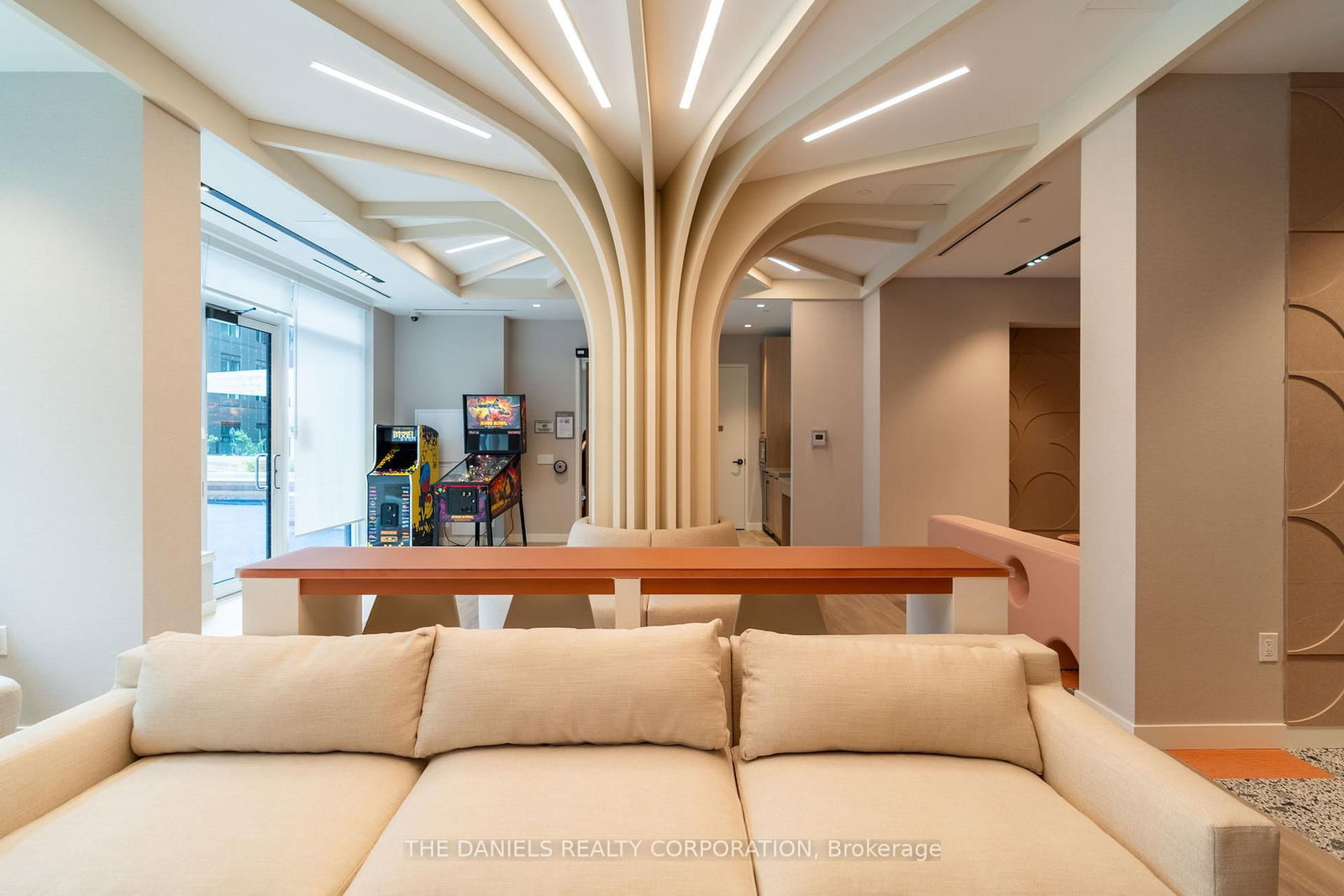 104-10 Oak St, Toronto — 34