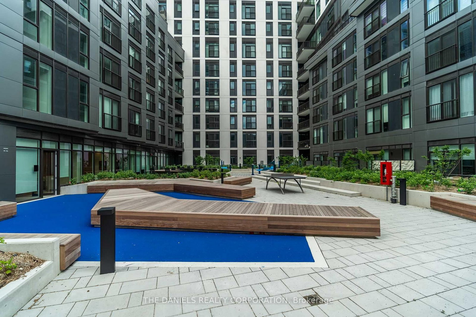 104-10 Oak St, Toronto — 36