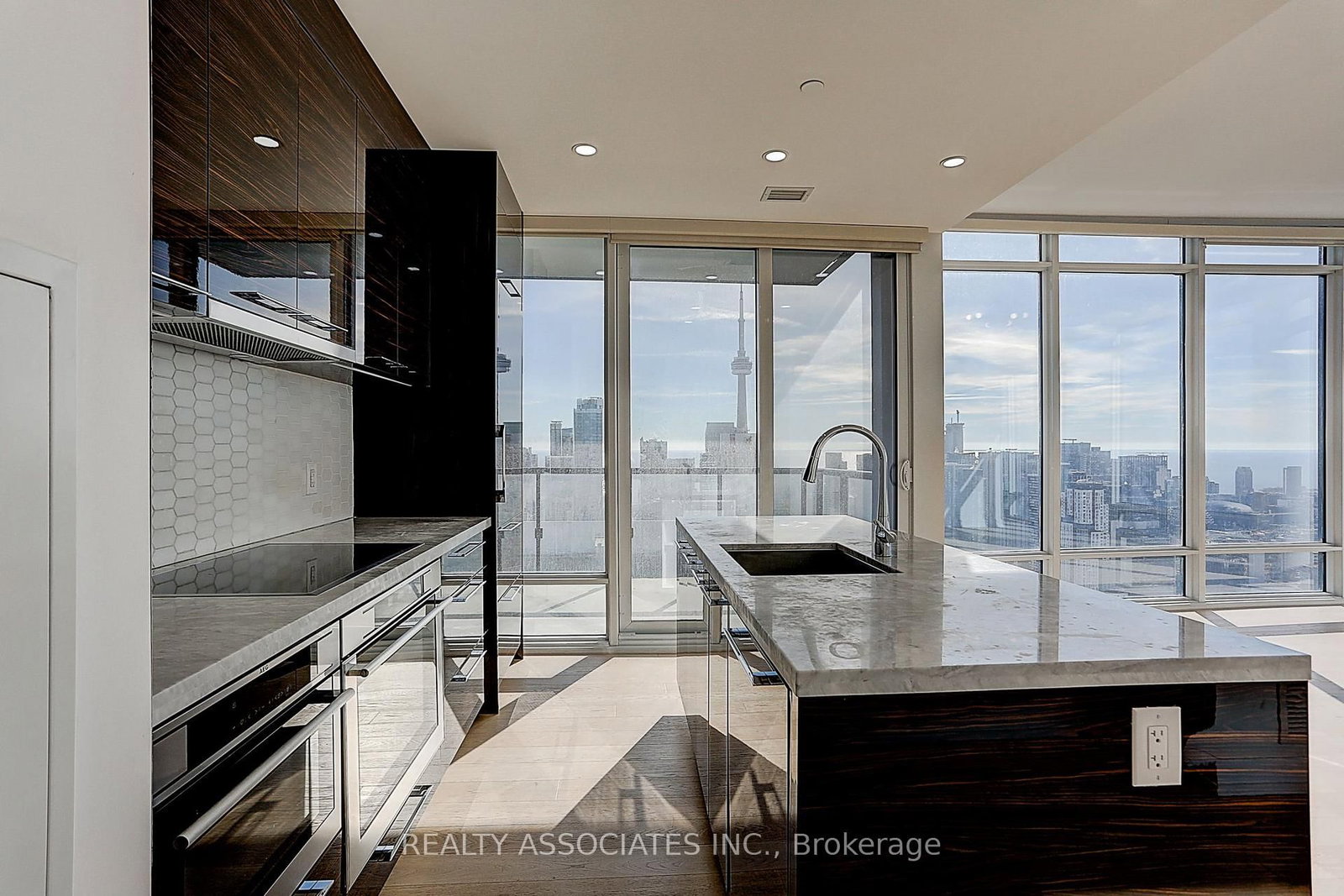 4310-488 University Ave, Toronto — 14