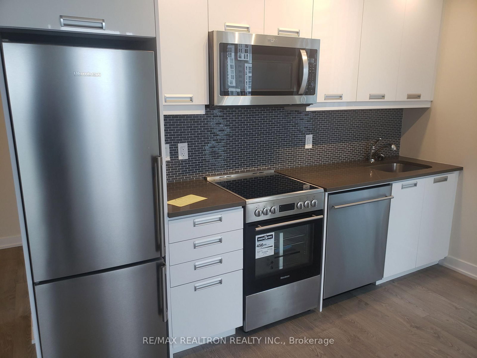 2307-99 John St, Toronto — 11