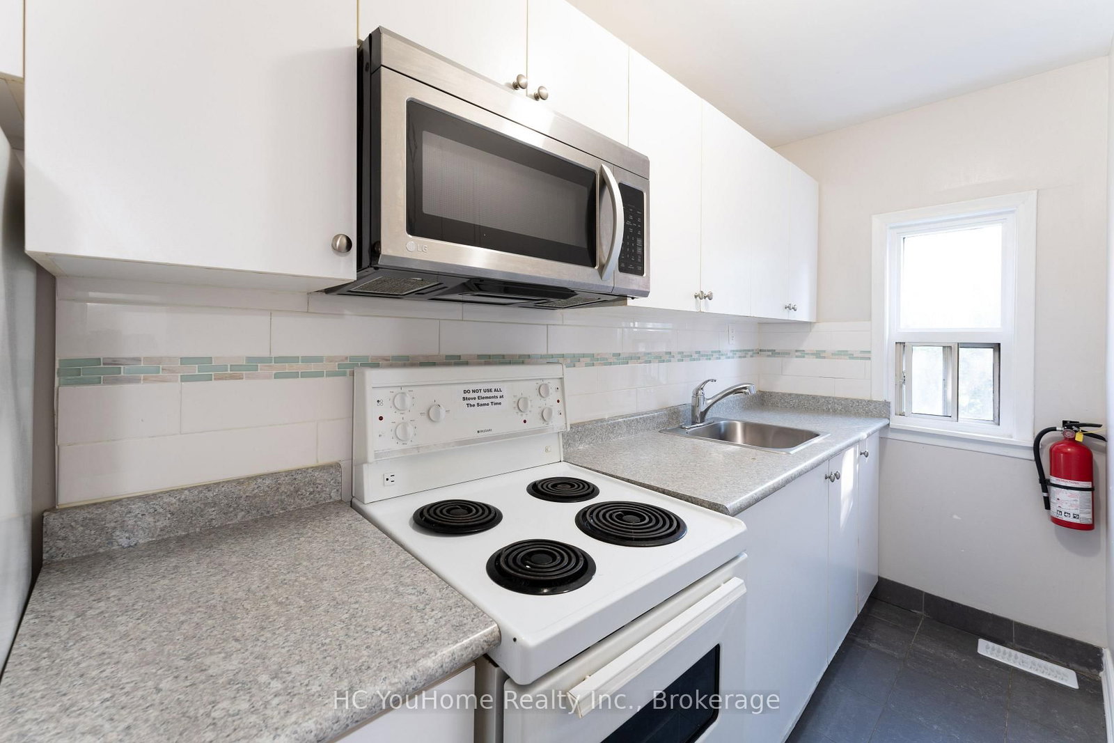 2nd Fl-190 Major St, Toronto — 6