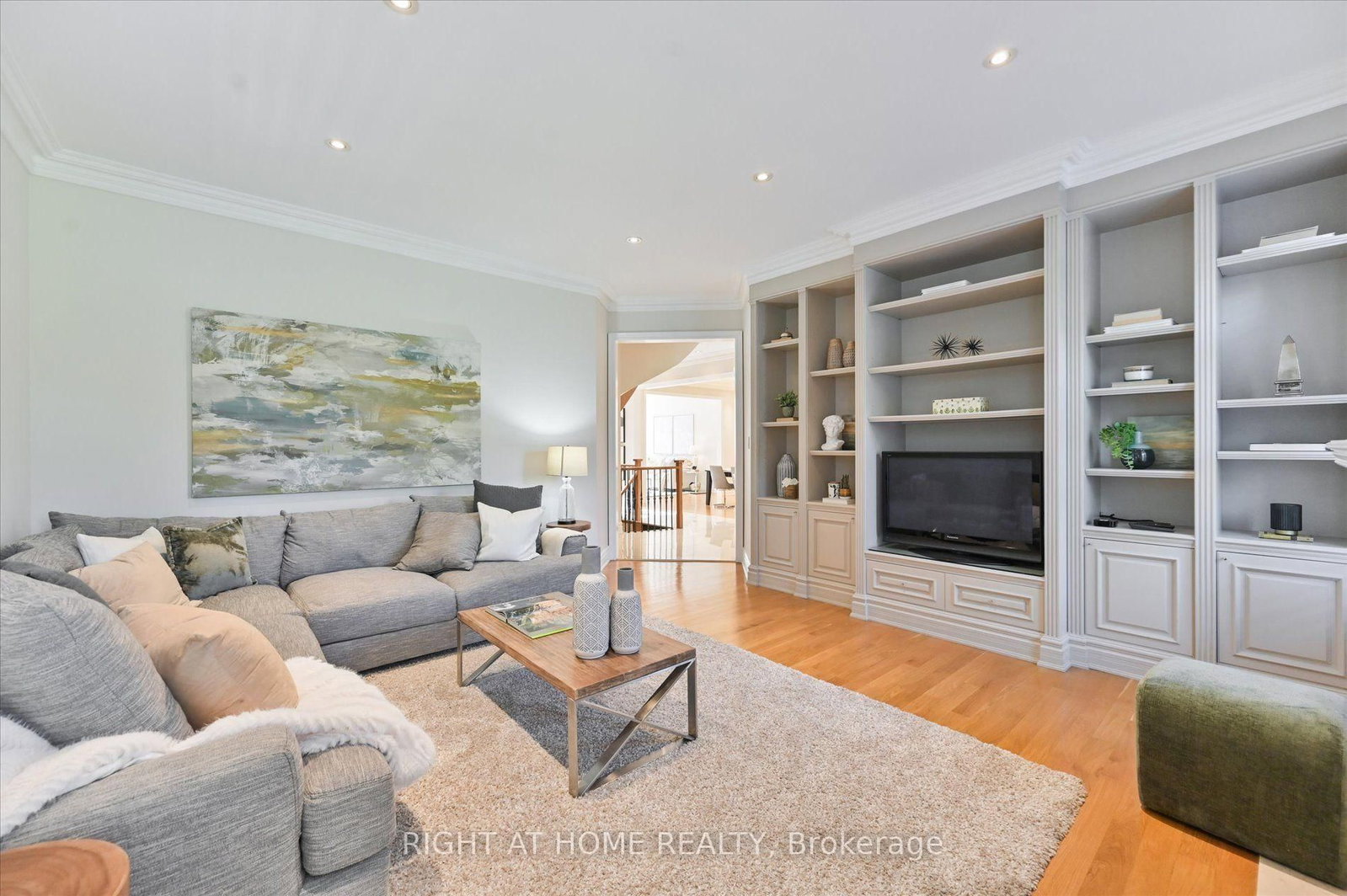 154 Charlton Blvd, Toronto — 16