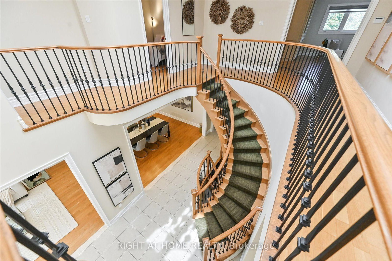 154 Charlton Blvd, Toronto — 21